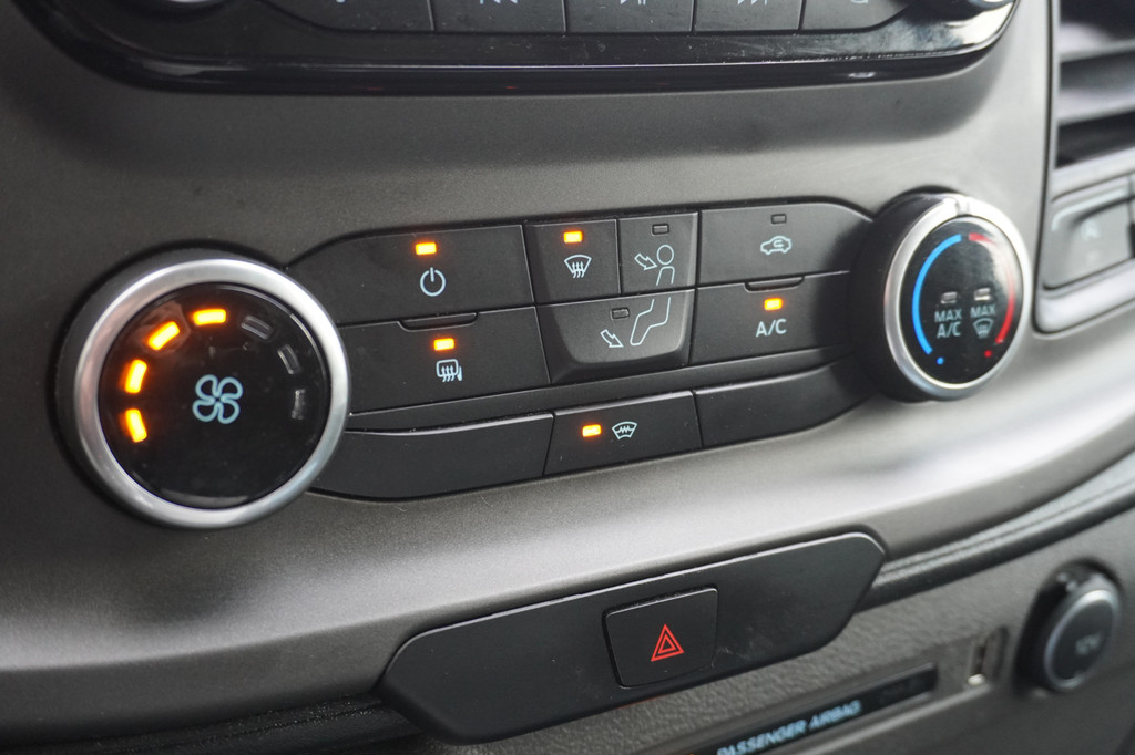 Ford Transit 2.0 TDCI 130PK L2H2 EURO 6 - Airco - Cruise - PDC - â¬12.950,- Excl. 9