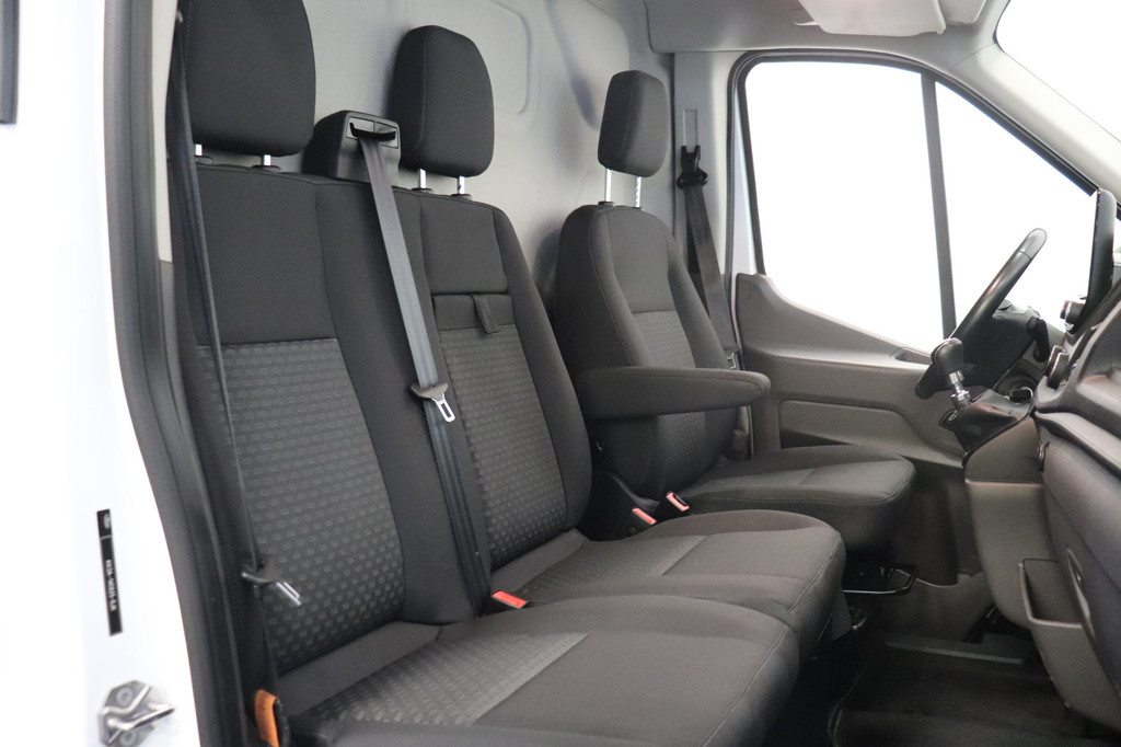 Ford Transit 2.0 TDCI 130PK L2H2 EURO 6 - Airco - Cruise - PDC - €14.900,- Excl. 4