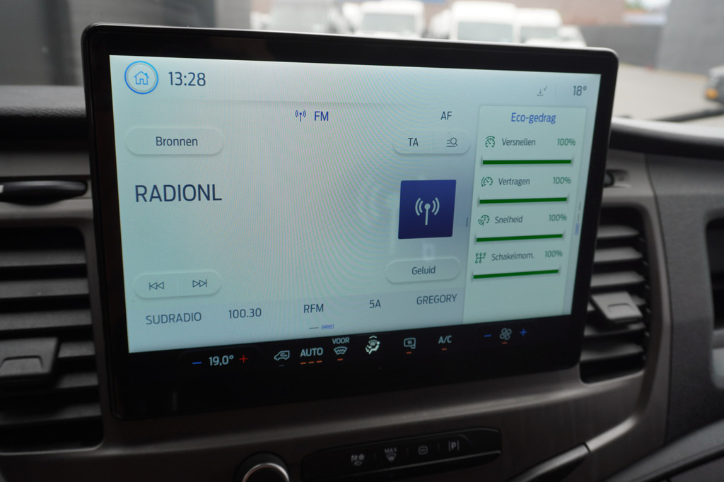 Ford Transit 2.0 TDCI 130PK L2H2 EURO 6 - Airco - Navi - Cruise - â¬20.900,- Excl. 13