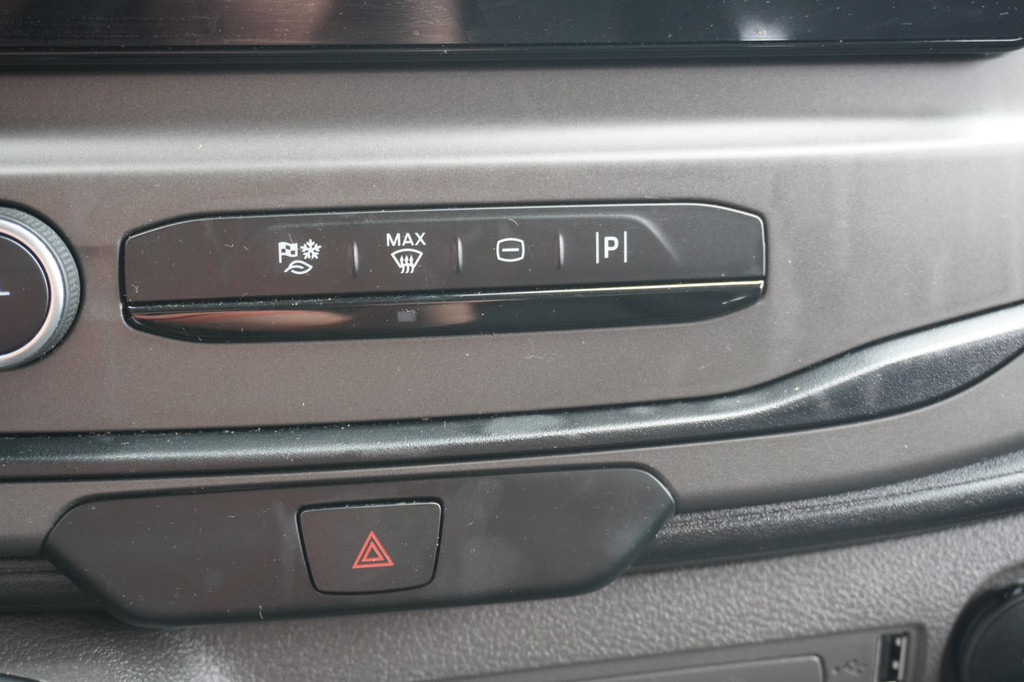 Ford Transit 2.0 TDCI 130PK L2H2 EURO 6 - Airco - Navi - Cruise - â¬20.900,- Excl. 16