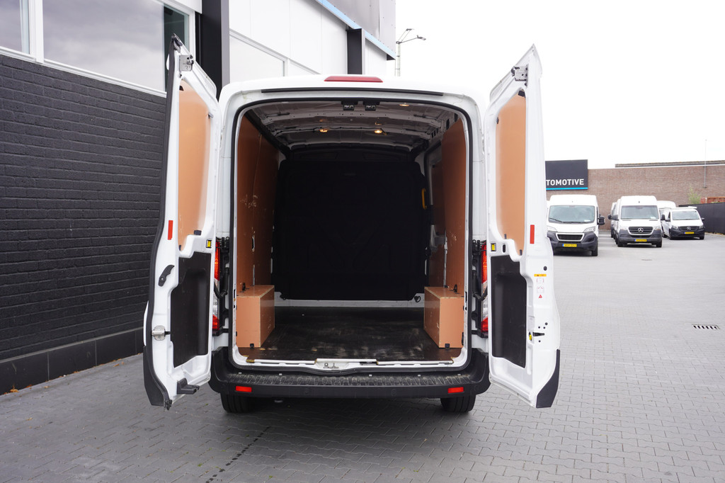 Ford Transit 2.0 TDCI 130PK L2H2 EURO 6 - Airco - Navi - Cruise - â¬20.900,- Excl. 8