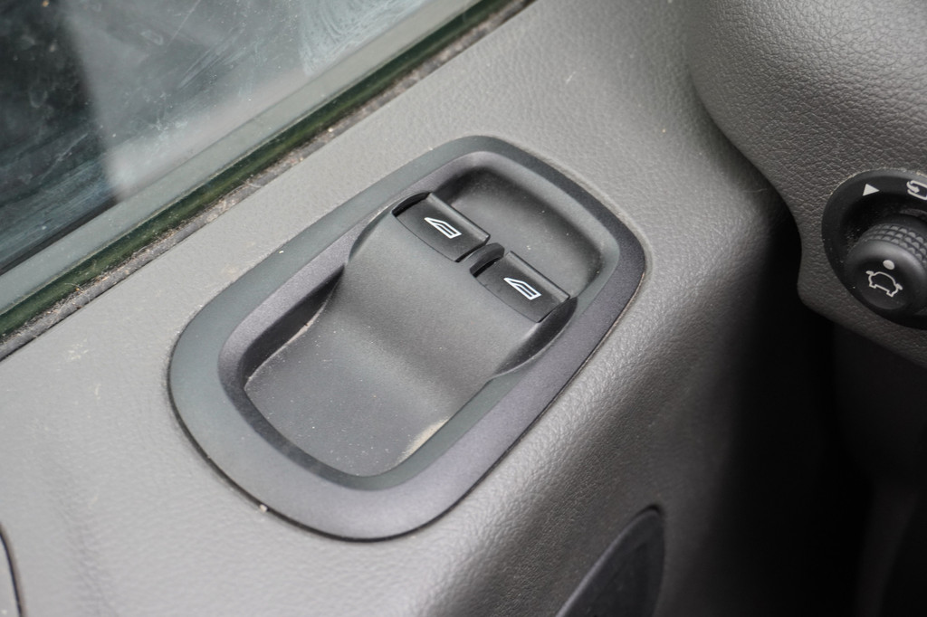 Ford Transit 2.0 TDCI 130PK L2H2 EURO 6 - Airco - Navi - Cruise - PDC - â¬16.900,- Excl. 19