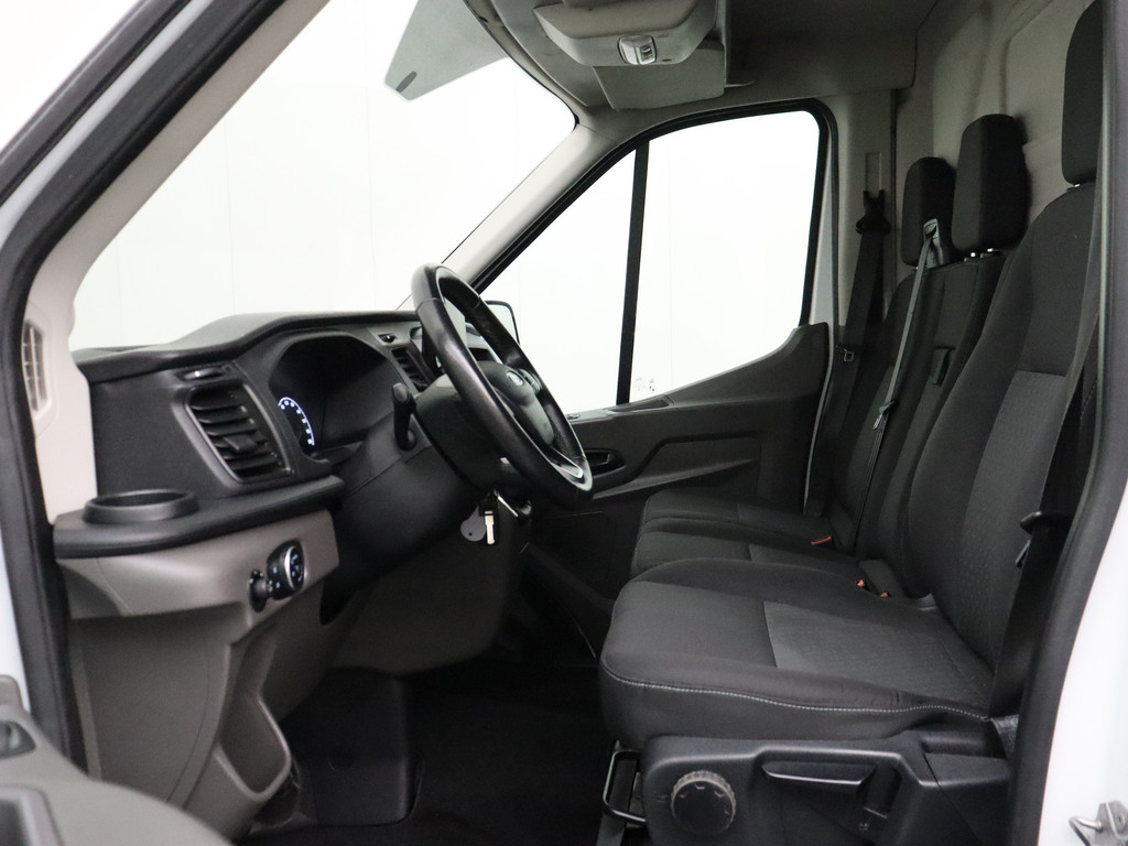 Ford Transit 2.0TDCI 130PK L2H2 Imperiaal | Trekhaak | Gate Locks | Navigatie | Camera | Airco | Cruise | 3-Persoons 19