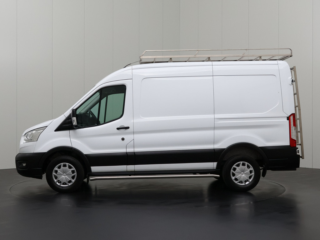 Ford Transit 2.0TDCI 130PK L2H2 | Imperiaal | Trekhaak | Gate locks | Navigatie | Camera | Airco | Cruise | 3-Persoons 12