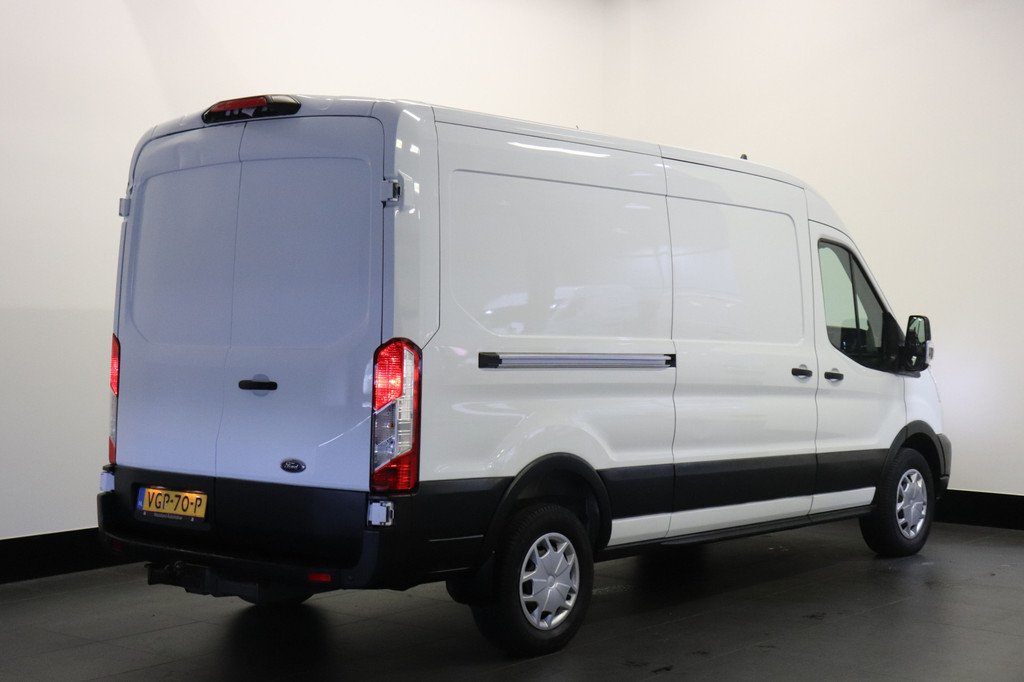 Ford Transit 2.0 TDCI 130PK L3H2 EURO 6 - Airco - Cruise - PDC - € 13.499,- Excl. 4