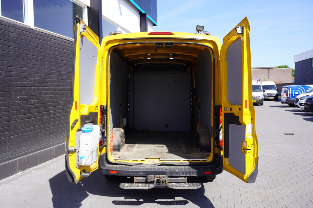 Ford Transit 2.0 TDCI 130PK L3H2 EURO 6 - Airco - Cruise - PDC - ⬠13.950,- Excl. 8