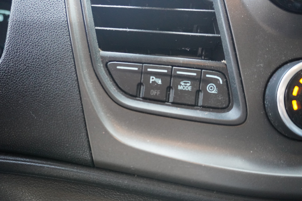 Ford Transit 2.0 TDCI 130PK L3H2 EURO 6 - Airco - Navi - Cruise - Camera - ⬠16.900,- Excl. 19