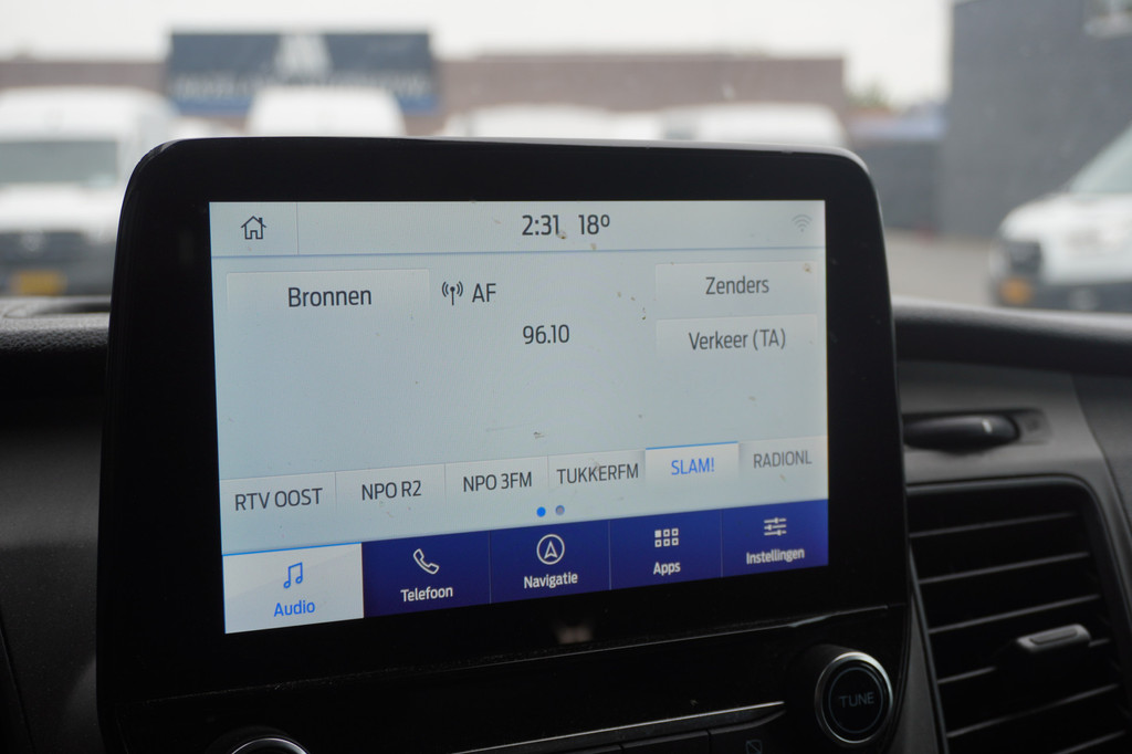 Ford Transit 2.0 TDCI 130PK L3H2 EURO 6 - Airco - Navi - Cruise - Schades - â¬9.950,- Excl. 11