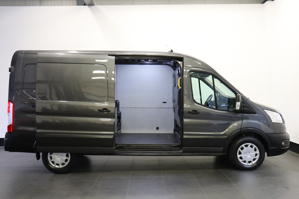 Ford Transit 2.0 TDCI 130PK L3H2 EURO 6 Airco - Cruise - Camera - €20.950,- Excl. 9