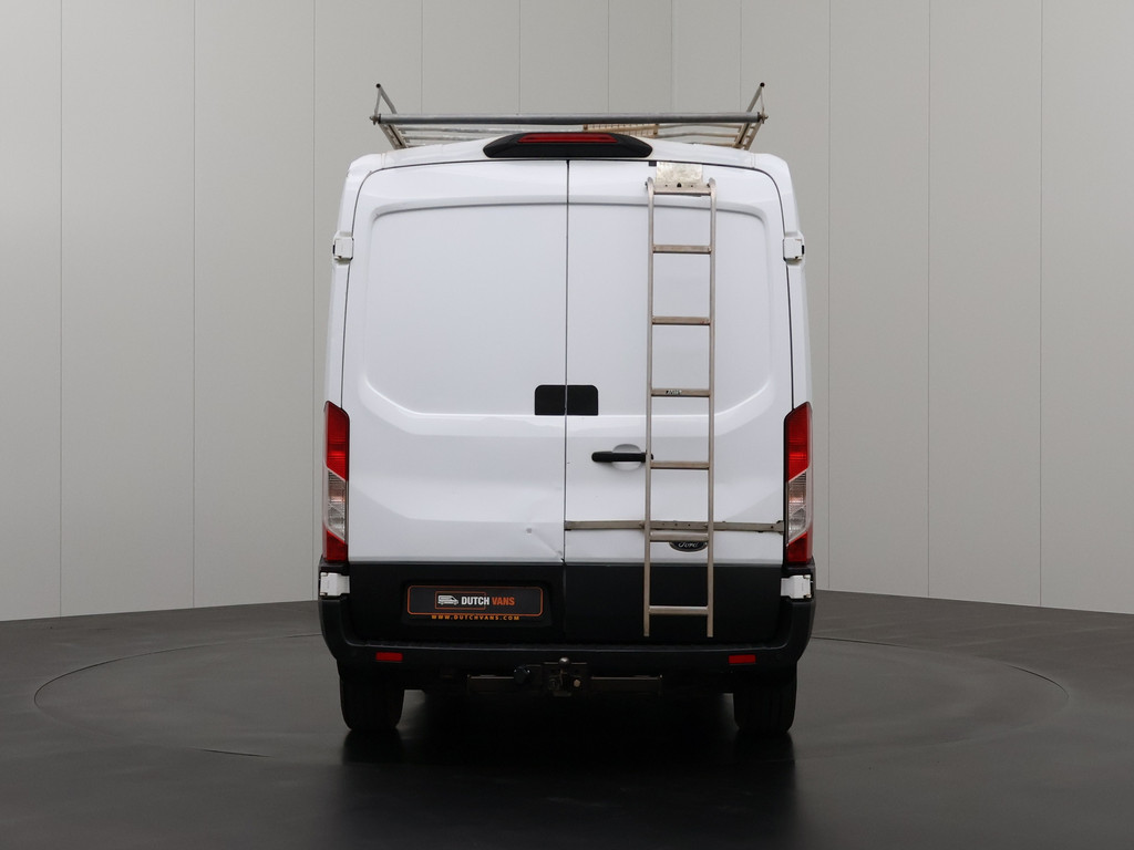 Ford Transit 2.0TDCI 130PK L3H2 | Imperiaal | Trekhaak | 3-Persoons | Betimmering | Airco 11
