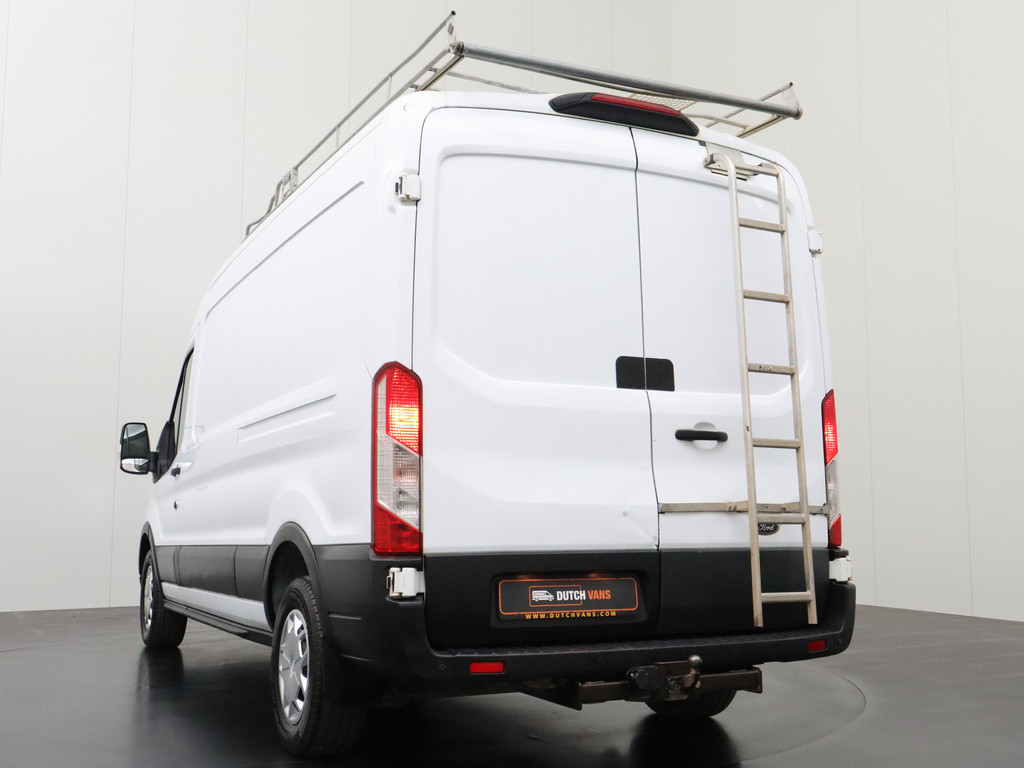 Ford Transit 2.0TDCI 130PK L3H2 | Imperiaal | Trekhaak | 3-Persoons | Betimmering | Airco 19
