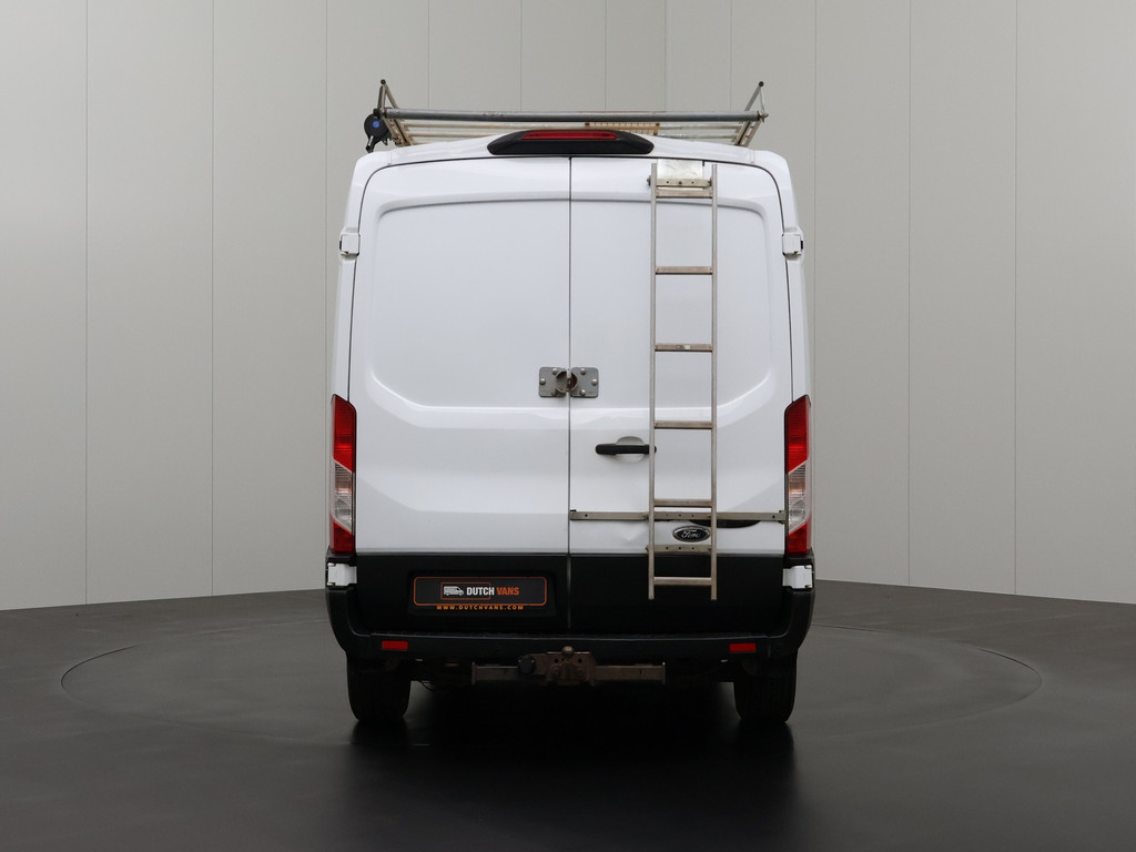 Ford Transit 2.0TDCI 130PK L3H2 Imperiaal | Trekhaak | Gate Locks | Betimmering | 3-Persoons | Airco | Cruise 11