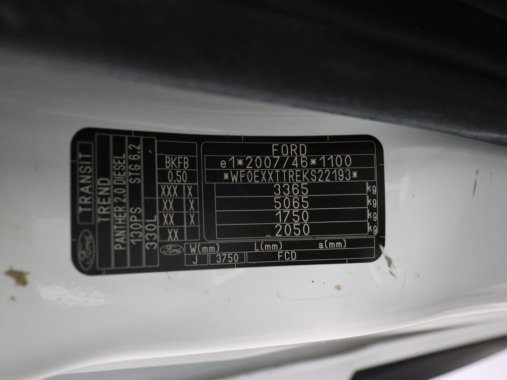 Ford Transit 2.0TDCI 130PK L3H2 Imperiaal | Trekhaak | Gate Locks | Betimmering | 3-Persoons | Airco | Cruise 19