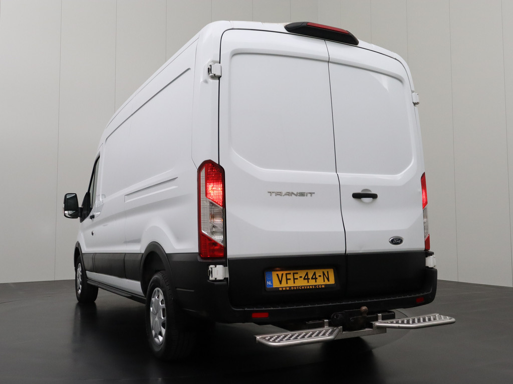 Ford Transit 2.0TDCI 130PK L3H2 RWD | Navigatie | Airco | Cruise | Trekhaak | Betimmering | 3-Persoons 20