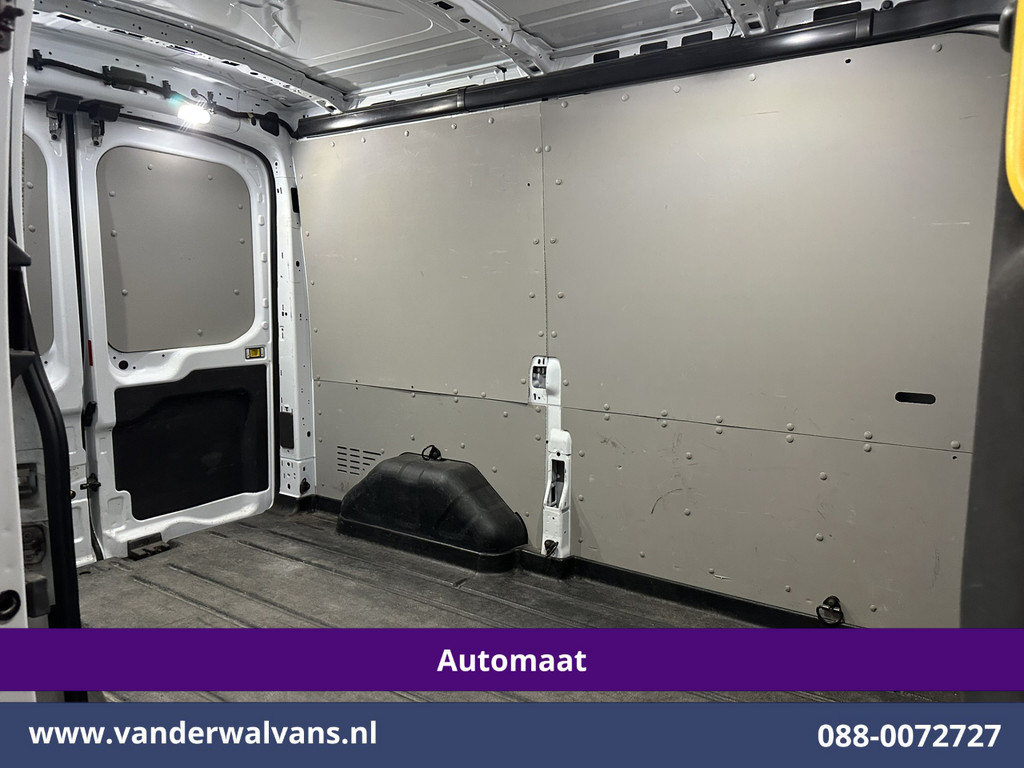 Ford Transit 2.0 TDCI 130pk Automaat L2H2 Euro6 Airco | Camera | Navigatie | Apple Carplay | Cruisecontrol Android Auto, Verwarmde voorruit, Parkeersensoren, Bijrijdersbank 15