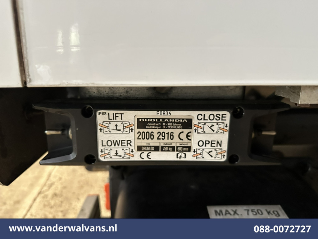 Ford Transit 2.0 TDCI 130pk Bakwagen 221cm hoog Laadklep Euro6 Airco | 3-Zits | Camera Verwarmde voorruit, Bijrijdersbank, 2750kg Trekvermogen 8