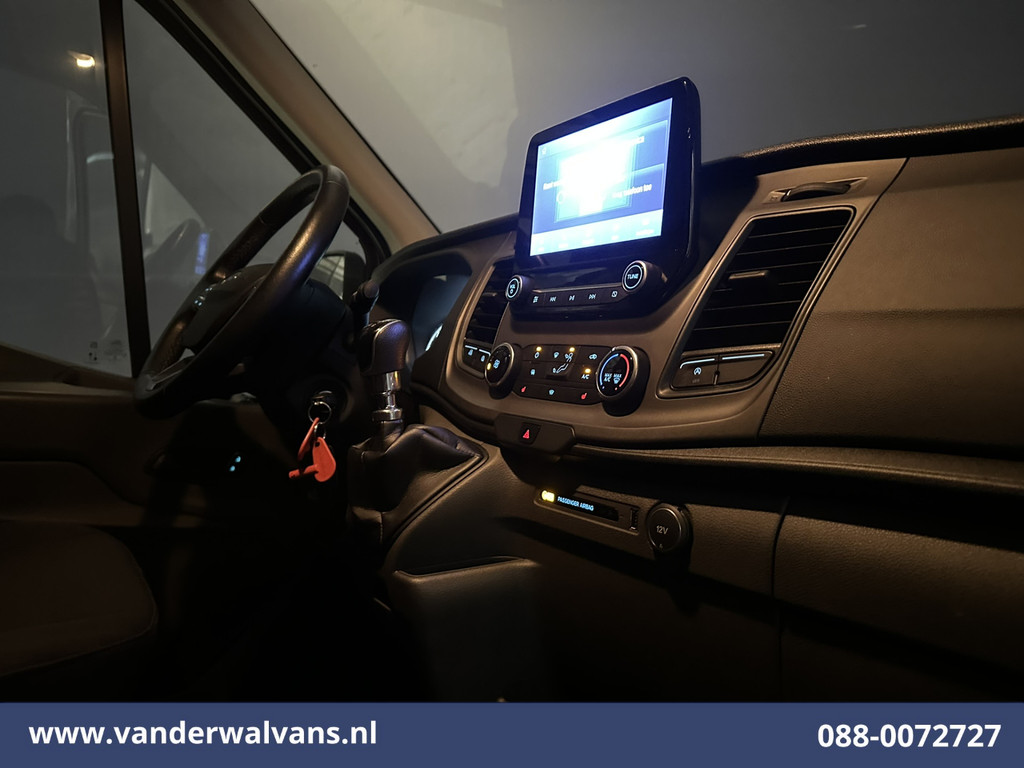 Ford Transit 2.0 TDCI 130pk Bakwagen Laadklep Euro6 Airco | 951kg laadvermogen | Camera | Navigatie | Cruisecontrol LM velgen, Verwarmde voorruit, Stoelverwarming, Bijrijdersbank 15