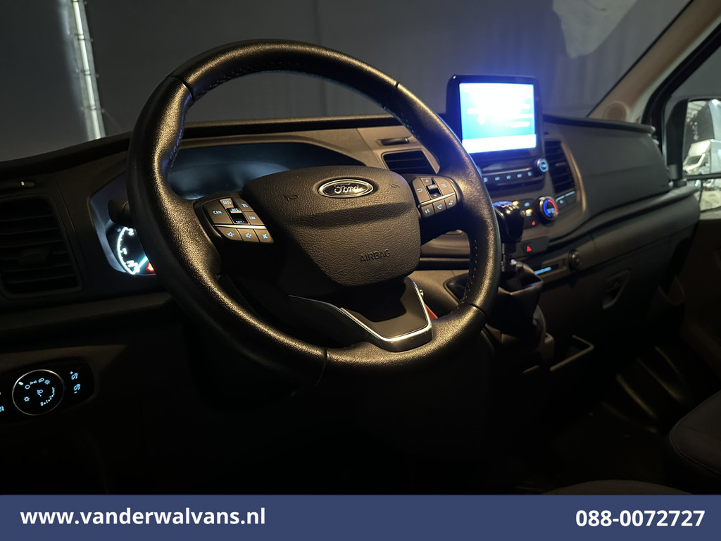 Ford Transit 2.0 TDCI 130pk Bakwagen Laadklep Euro6 Airco | 951kg laadvermogen | Camera | Navigatie | Cruisecontrol LM velgen, Verwarmde voorruit, Stoelverwarming, Bijrijdersbank 16
