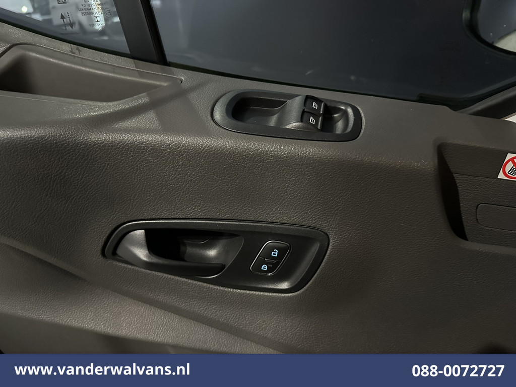 Ford Transit 2.0TDCI 130pk Bakwagen Laadklep Euro6 Airco | Camera | Verwarmde voorruit Bijrijdersbank 19