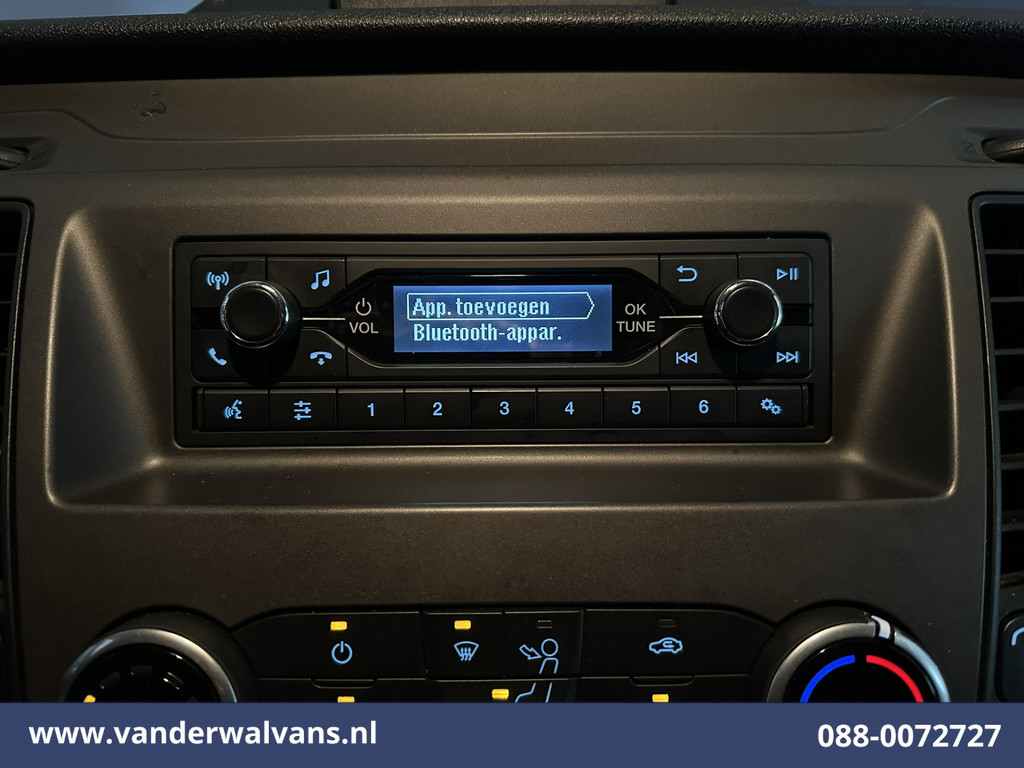 Ford Transit 2.0 TDCI 130pk Bakwagen Laadklep Euro6 Airco | Cruisecontrol | 1475kg laadvermogen Verwarmde voorruit, Bijrijdersbank 17