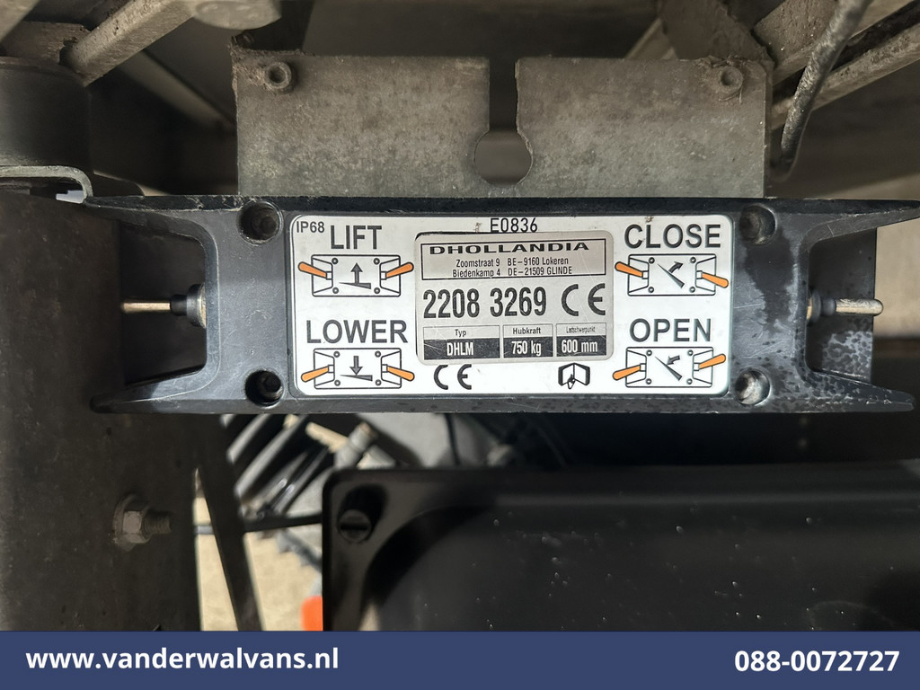 Ford Transit 2.0 TDCI 130pk Bakwagen Laadklep Euro6 Airco | Cruisecontrol | Verwarmde Voorruit | 960kg laadvermogen Bijrijdersbank 12