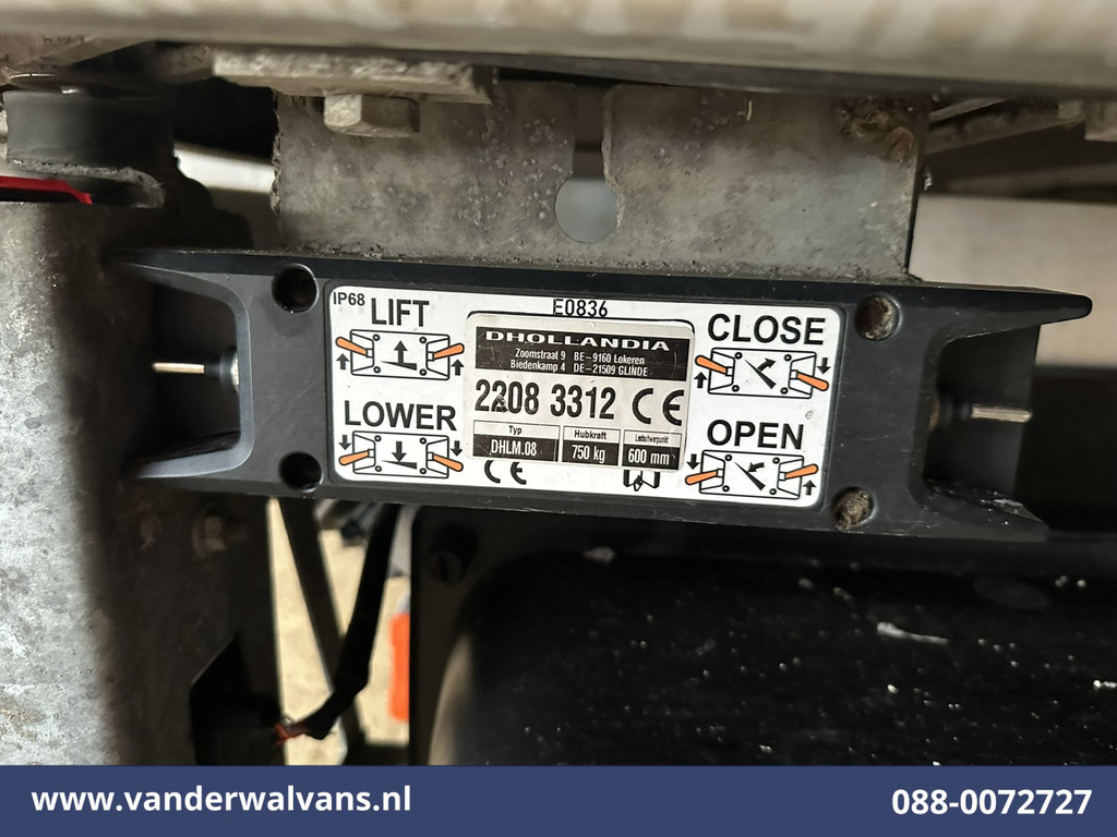 Ford Transit 2.0 TDCI 130pk Bakwagen Laadklep Euro6 Airco | Cruisecontrol | Verwarmde voorruit Bijrijdersbank 13