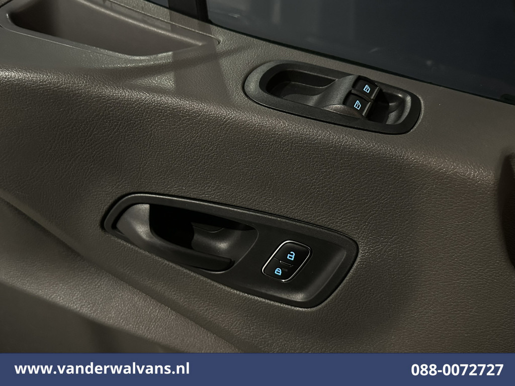 Ford Transit 2.0 TDCI 130pk Bakwagen Laadklep Euro6 Airco | Cruisecontrol | Verwarmde voorruit Bijrijdersbank 18