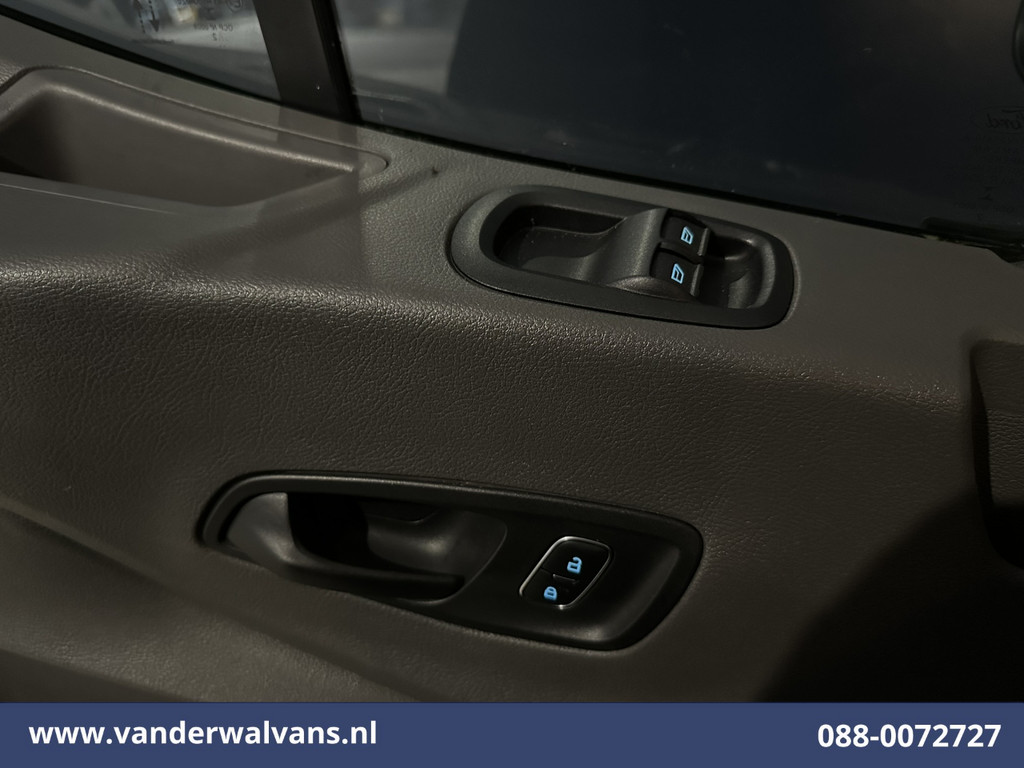 Ford Transit 2.0 TDCI 130pk Bakwagen Laadklep Euro6 Airco | Cruisecontrol | Verwarmde voorruit Bijrijdersbank 18