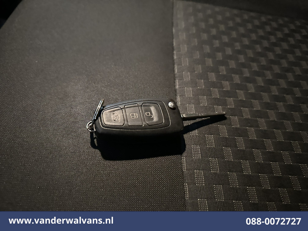 Ford Transit 2.0 TDCI 130pk Bakwagen Laadklep Euro6 Airco | Cruisecontrol | Verwarmde voorruit Bijrijdersbank 19