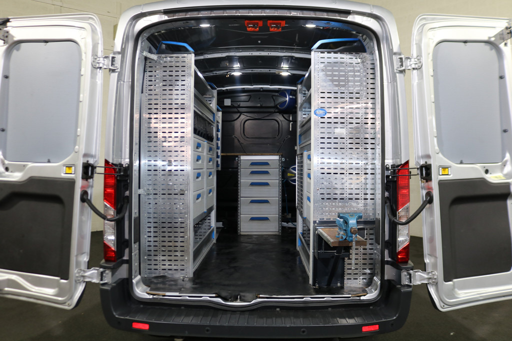 Ford Transit 2.0 TDCI 130pk L2 H2 Automaat Inrichting 14