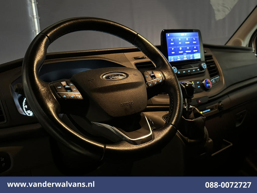 Ford Transit 2.0 TDCI 130pk L2H2 Euro6 Airco | Camera | Navigatie | Apple Carplay | Android Auto LED, Cruiscontrol, Verwamde voorruit, Bijrijdersbank, Parkeersensoren 17