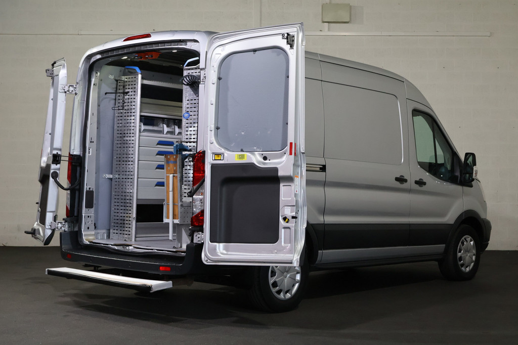 Ford Transit 2.0 TDCI 130pk L2 H2 Trend Automaat Inrichting 10