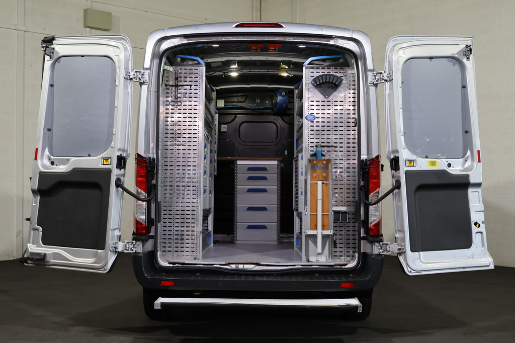 Ford Transit 2.0 TDCI 130pk L2 H2 Trend Automaat Inrichting 11
