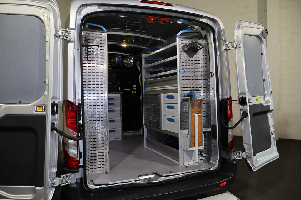Ford Transit 2.0 TDCI 130pk L2 H2 Trend Automaat Inrichting 13