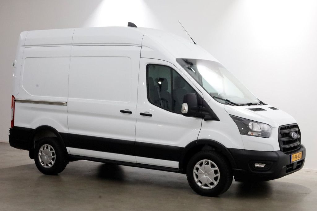 Ford Transit 2.0 TDCI 130pk L2H3 Trend ACC/Navi/Camera 03-2024 10