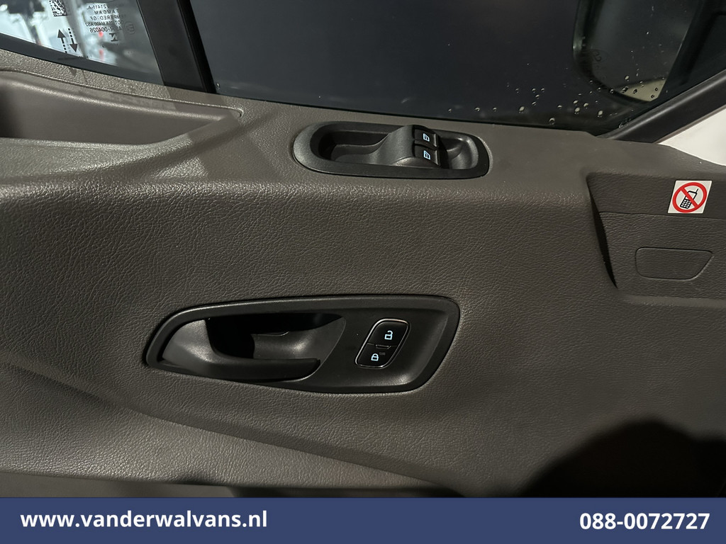Ford Transit 2.0 TDCI 130pk L3H2 Euro6 Airco | Camera | Navigatie | Android Auto | Cruisecontrol | Parkeersensoren Stoelverwarming, Verwarmde voorruit, 2500kg trekvermogen, Bijrijdersbank 20