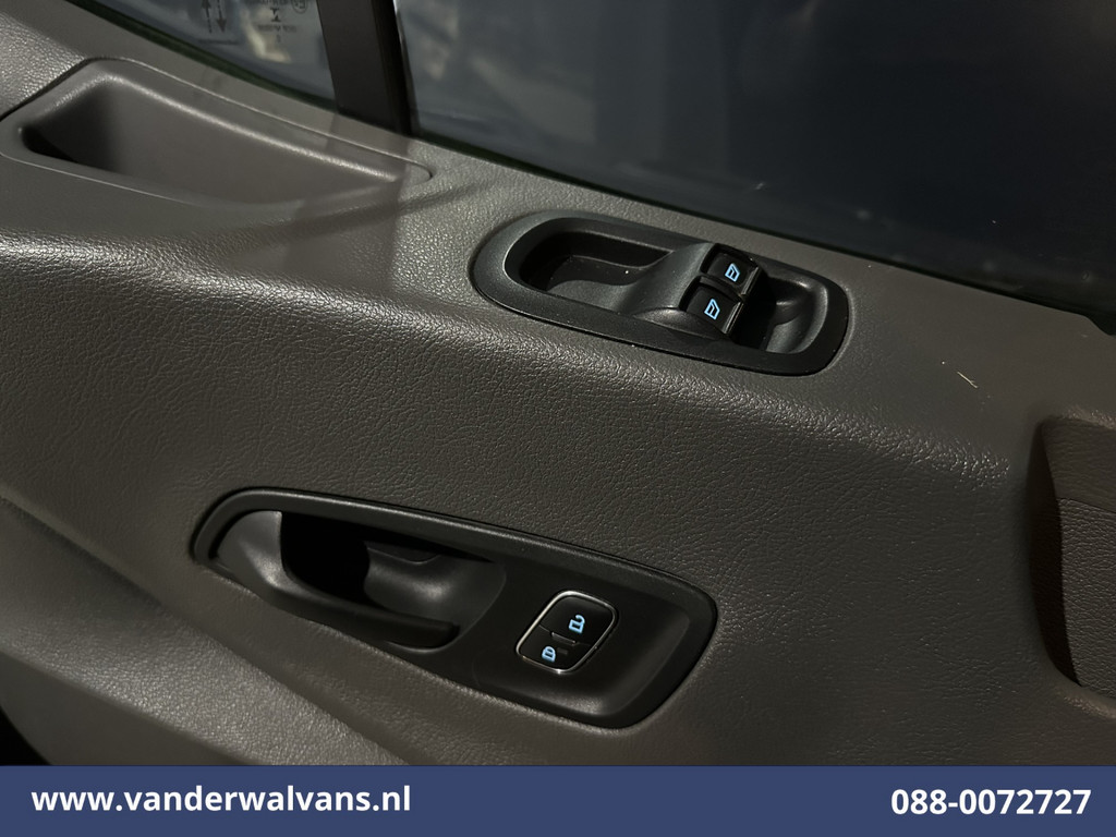 Ford Transit 2.0 TDCI 130pk L3H2 Euro6 Airco | Camera | Navigatie | Apple Carplay | Cruisecontrol | Stoelverwarming Android Auto, Verwarmde voorruit, Parkeersensoren, Bijrijdersbank 18