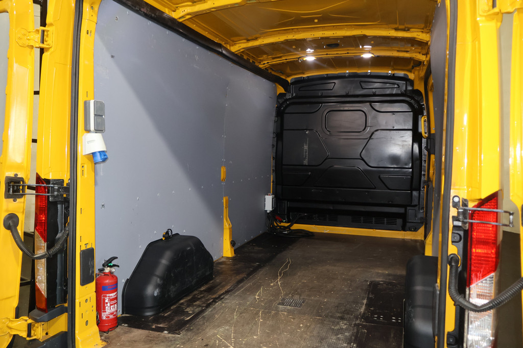Ford Transit 2.0 TDCI 130pk L3 H2 Trend 15