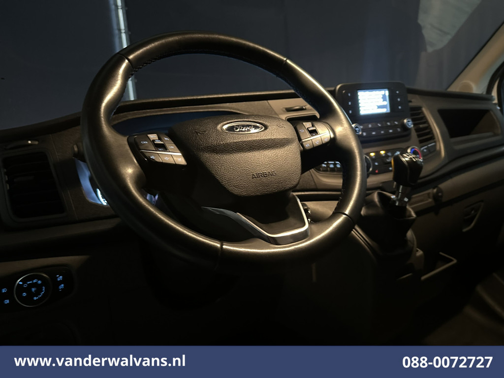 Ford Transit 2.0 TDCI 130pk L4H3 Euro6 Airco | Camera | Cruisecontrol | 2750kg Trekhaak | Parkeersensoren Stoelverwarming, Verwarmde voorruit, Bijrijdersbank 14