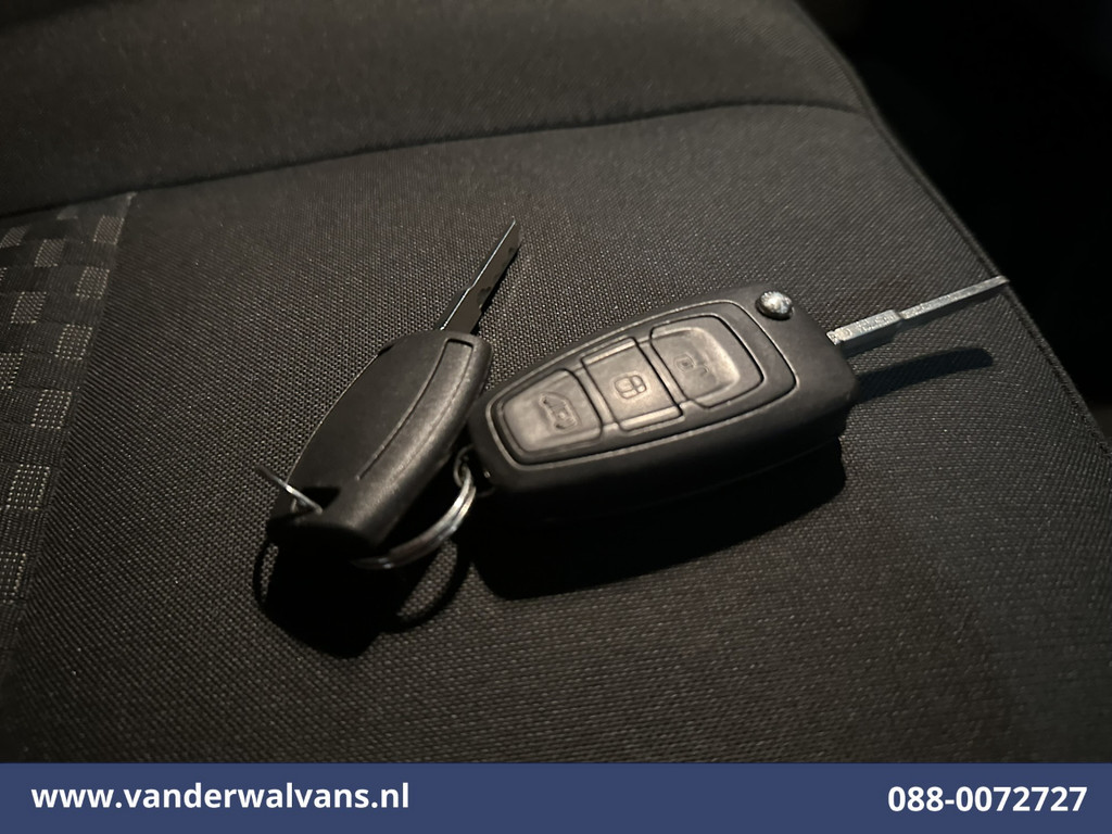 Ford Transit 2.0 TDCI 130pk L4H3 Euro6 Airco | Camera | Cruisecontrol | 2750kg Trekhaak | Parkeersensoren Stoelverwarming, Verwarmde voorruit, Bijrijdersbank 19