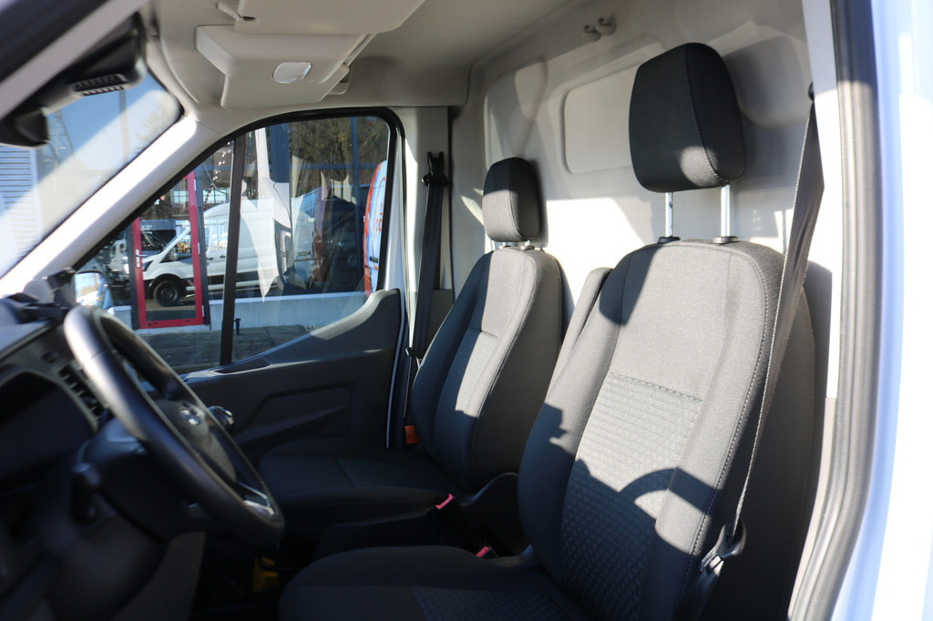 Ford Transit 2.0 TDCI 130pk L4 H3 Trend Airco 270Gr Achterdeuren 2