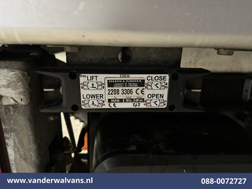 Ford Transit 2.0 TDCI 131pk Bakwagen Laadklep Euro6 Airco | 1040kg laadvermogen | Cruisecontrol | Verwarmde voorruit Bijrijdersbank 12