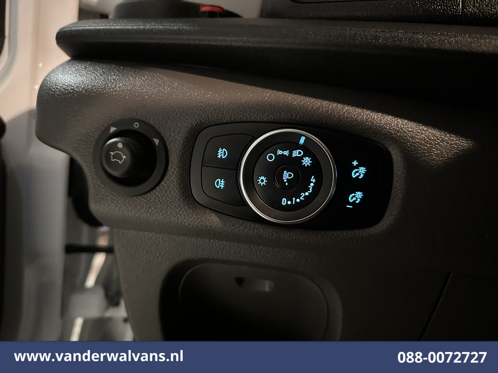 Ford Transit 2.0 TDCI 131pk Bakwagen Laadklep Euro6 Airco | 1040kg laadvermogen | Cruisecontrol | Verwarmde voorruit Bijrijdersbank 17