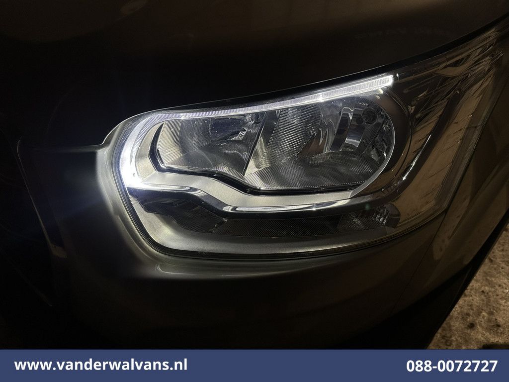 Ford Transit 2.0 TDCI 131pk L2H2 Euro6 Airco | Camera | Navigatie | Apple Carplay | Android Auto LED, Cruiscontrol, Verwarmde Voorruit, Bijrijdersbank, Parkeersensoren 7