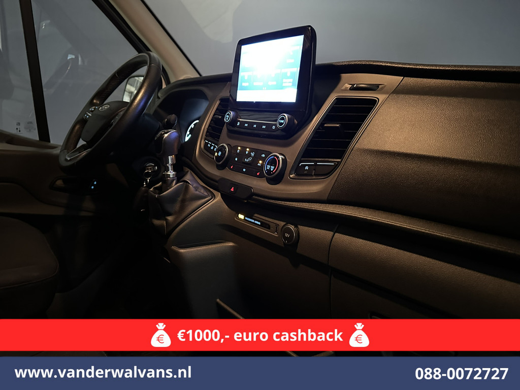 Ford Transit 2.0 TDCI 131pk L3H2 Euro6 Airco | Camera | Navigatie | Apple Carplay | Cruisecontrol Stoelverwarming, Verwarmde voorruit, Parkeersensoren, Bijrijdersbank, 2500kg trekvermogen 16