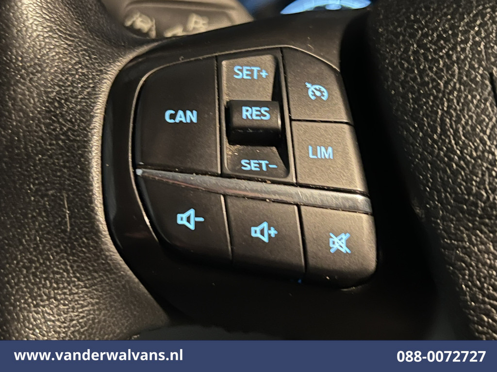 Ford Transit 2.0 TDCI 131pk L3H2 Euro6 Airco | Camera | Navigatie | Apple Carplay | LED | Cruisecontrol Parkeersensoren, Stoelverwarming, Verwarmde voorruit, Bijrijdersbank, 2500kg trekvermogen 6