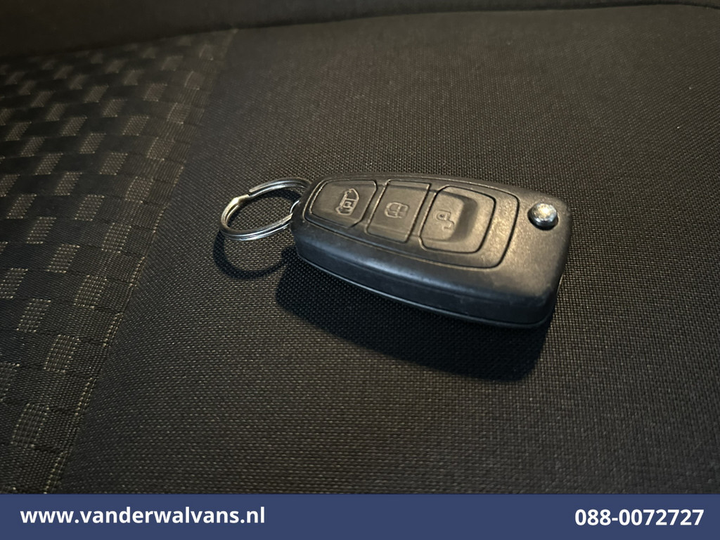 Ford Transit 2.0 TDCI 160pk Bakwagen 1231kg laadvermogen Laadklep Euro6 Airco | Lat om lat Betimmering | Cruisecontrol Verwarmde voorruit, Bijrijdersbank 19