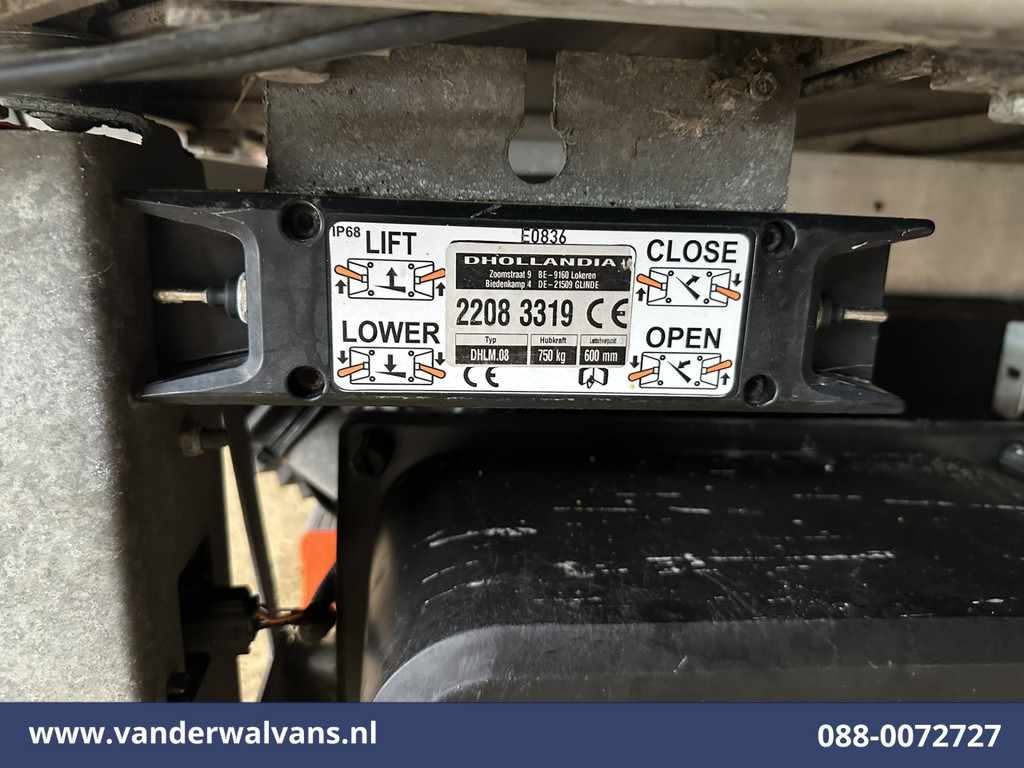 Ford Transit 2.0 TDCI 160pk Bakwagen Laadklep Euro6 Airco | Cruisecontrol | Verwamde voorruit Bijrijdersbank 13