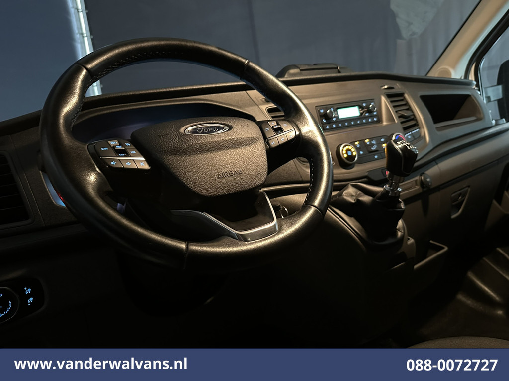 Ford Transit 2.0 TDCI 160pk Bakwagen Laadklep Euro6 Airco | Cruisecontrol | Verwamde voorruit Bijrijdersbank 15