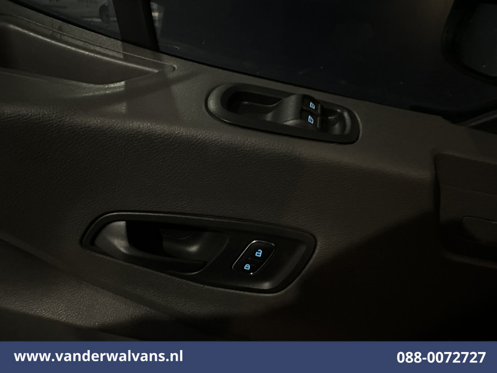 Ford Transit 2.0 TDCI 160pk Bakwagen Laadklep Euro6 Airco | Cruisecontrol | Verwarmde voorruit Bijrijdersbank 19